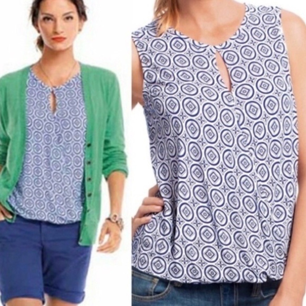 Cabi Blue White Geometric Tile Print Sleeveless Wrap Keyhole Top Size S